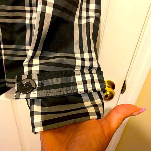 Young women’s Jr black n white plaid jacket. Dbl breasted perf for fall size L - Picture 3 of 13